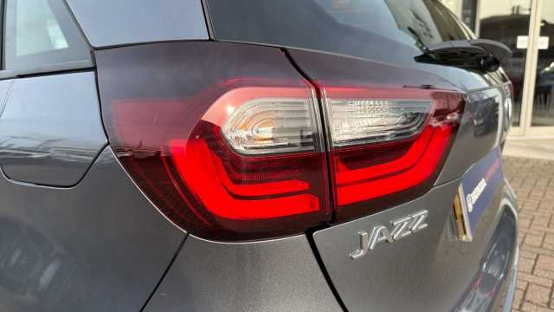 Honda Jazz 1.5 i-MMD Hybrid SR 5dr eCVT 