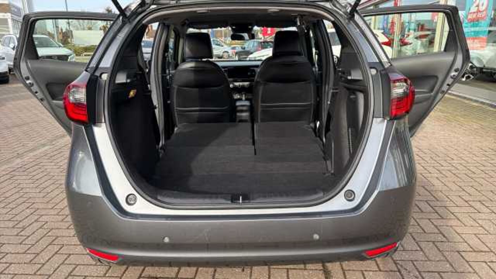 Honda Jazz 1.5 i-MMD Hybrid SR 5dr eCVT 