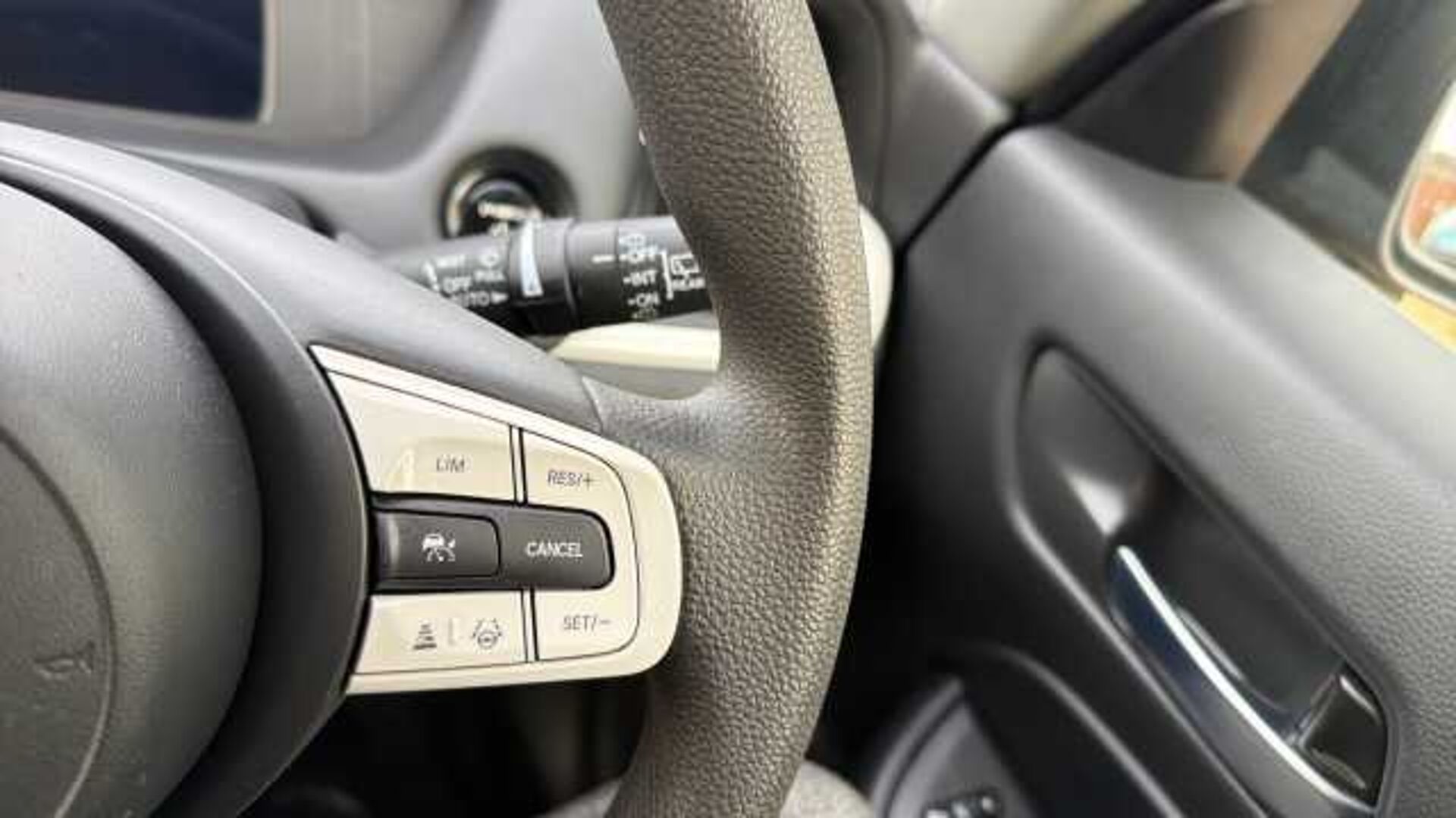 Honda Jazz 1.5 i-MMD Hybrid SR 5dr eCVT 