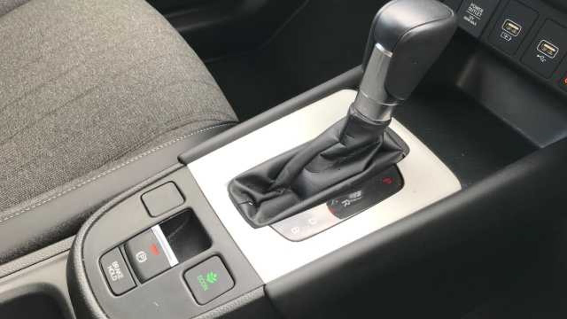 Honda Jazz 1.5 i-MMD Hybrid Advance 5dr eCVT 