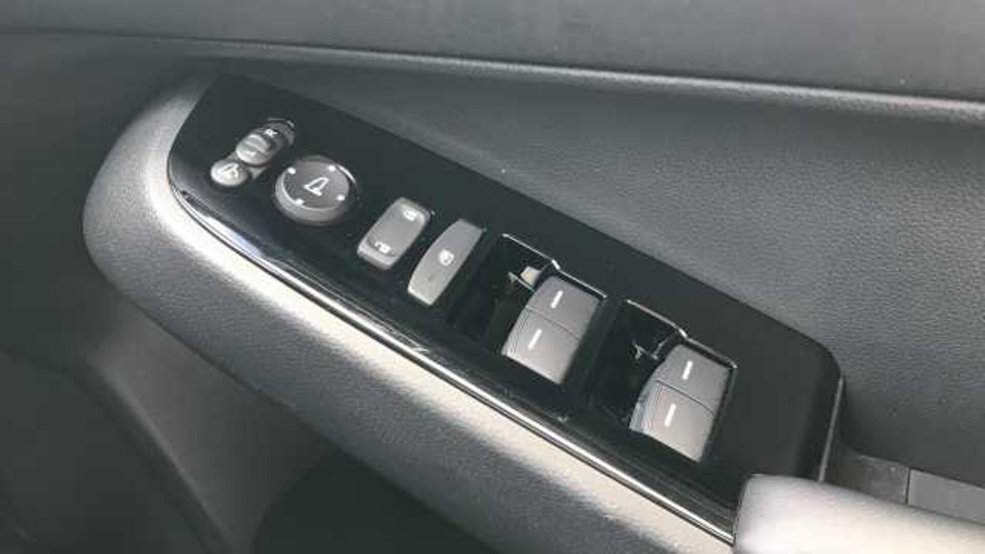 Honda HR-V 1.5 eHEV Advance 5dr CVT 