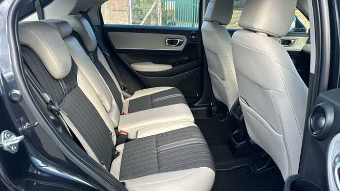 Honda HR-V 1.5 eHEV Advance Style 5dr CVT Hybrid Hatchback 