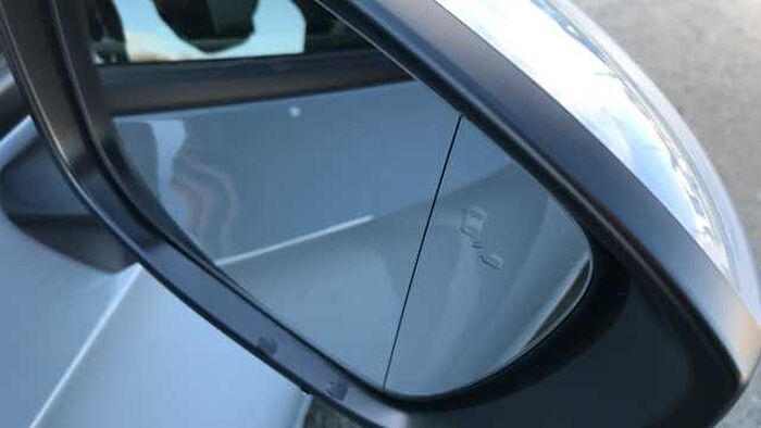 Honda Civic 2.0 eHEV Advance 5dr CVT Hybrid Hatchback 