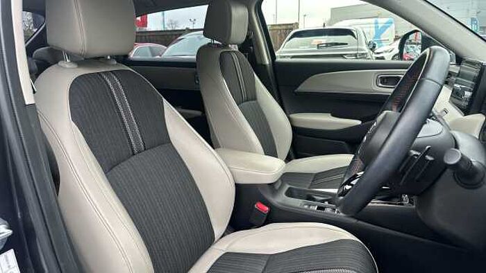 Honda HR-V 1.5 eHEV Advance Style 5dr CVT Hybrid Hatchback 