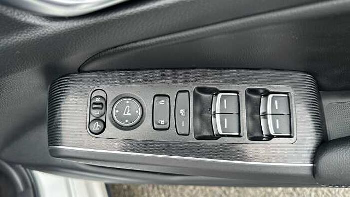 Honda Civic 2.0 eHEV Advance 5dr CVT Hybrid Hatchback 