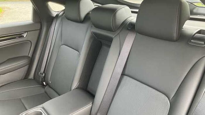 Honda Civic 2.0 eHEV Advance 5dr CVT 